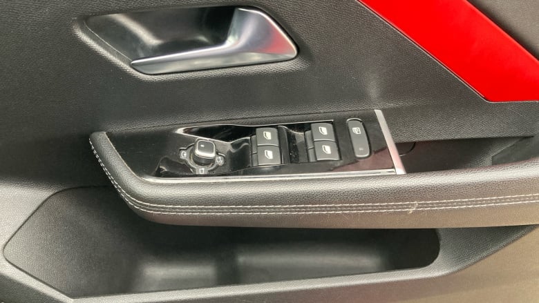 Vauxhall Astra 1.6 Hybrid GS Line 5dr Auto Hatchback